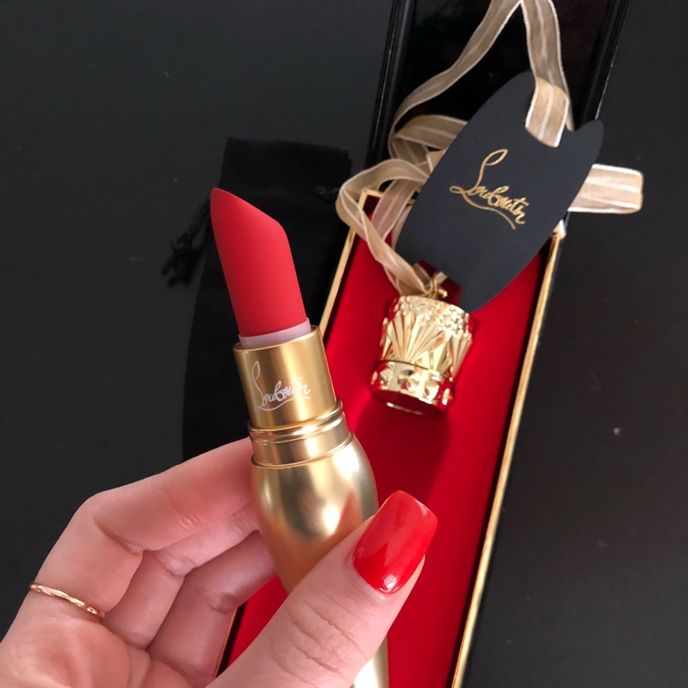 Christian Louboutin Velvet Matt Diva 505M
